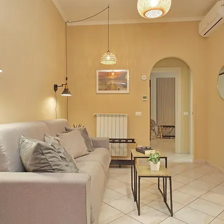 Portunus - Rome Airport 10 Min -